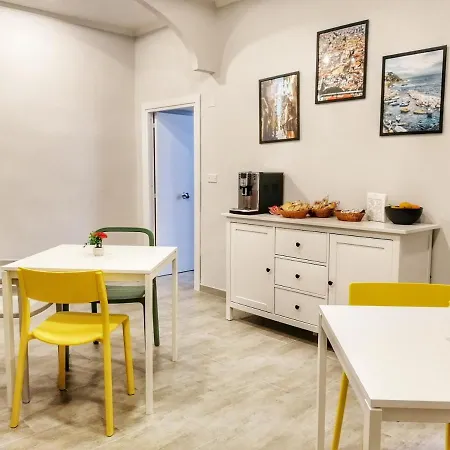 Casa Sanni 4* נאפולי