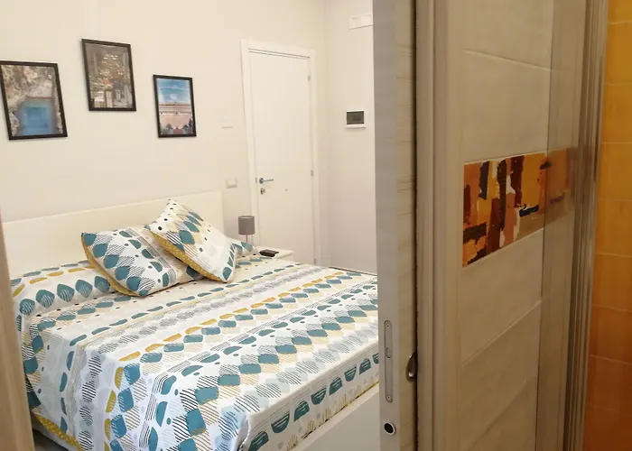 לינה וארוחת בוקר Casa Sanni 4*