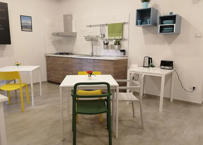 לינה וארוחת בוקר Casa Sanni 4*